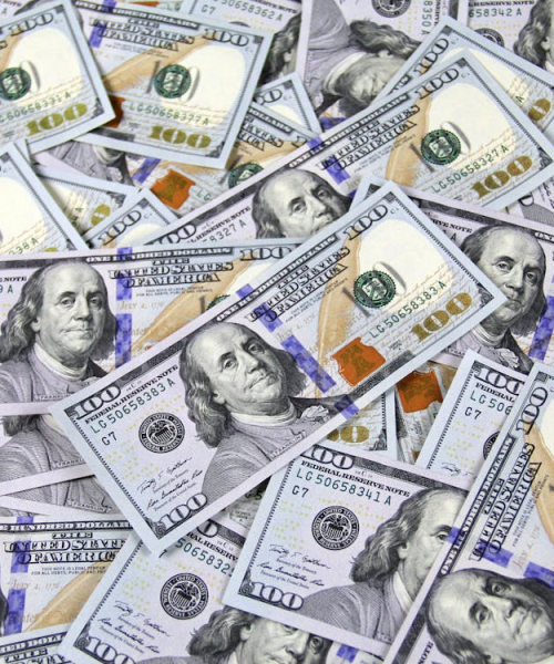 Guerra no Irã fortalece dólar, eleva petróleo e aumenta temores de inflação global