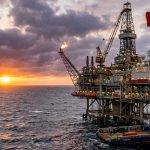 Plataforma de produção de petróleo no Canadá
