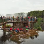 Cataratas do Iguaçu: turistas jogam 383 kg de moedas e batem recorde histórico