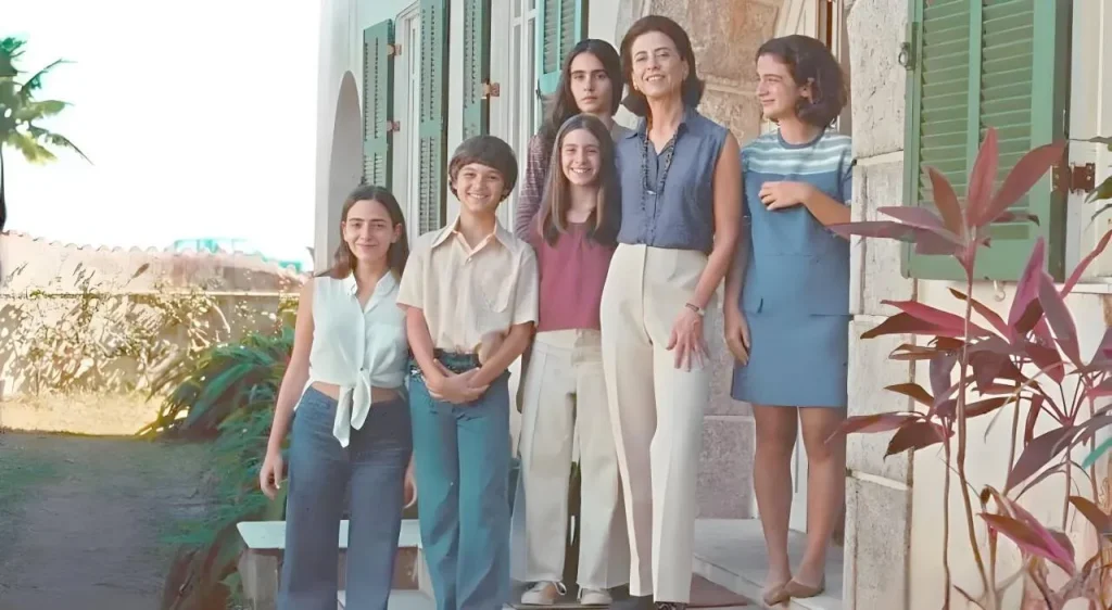 Poster oficial do filme Ainda Estou Aqui,