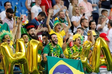 Torcedores Brasileiros Movimentam Bilhões na Copa