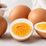 Comer 2 ovos por dia é saudável? Estudos revelam resultados inesperados