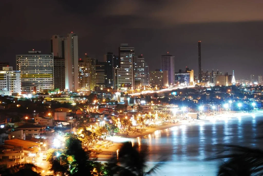 Skyline de cidade brasileira em crescimento econômico
