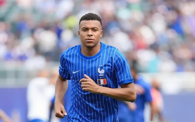 Kylian Mbappé em partida pelo Real Madrid